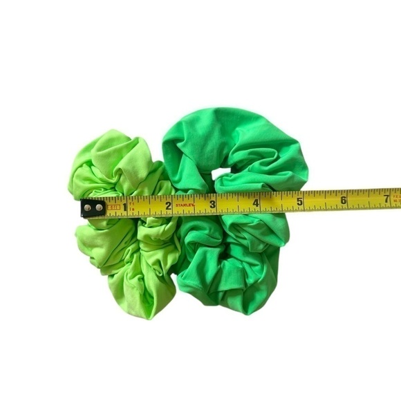 2 Large Green Scrunchies - Picture 6 of 6